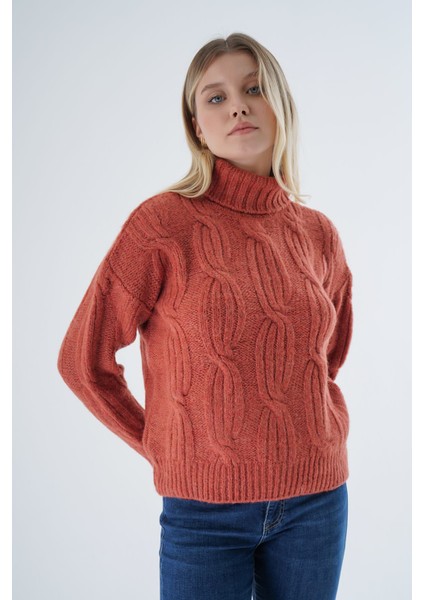 Kadın Kiremit Oversize Balıkçı Yaka Selanik Saç Örgülü Yünlü Özel Iplik Triko Örme Kazak TRIST-6159