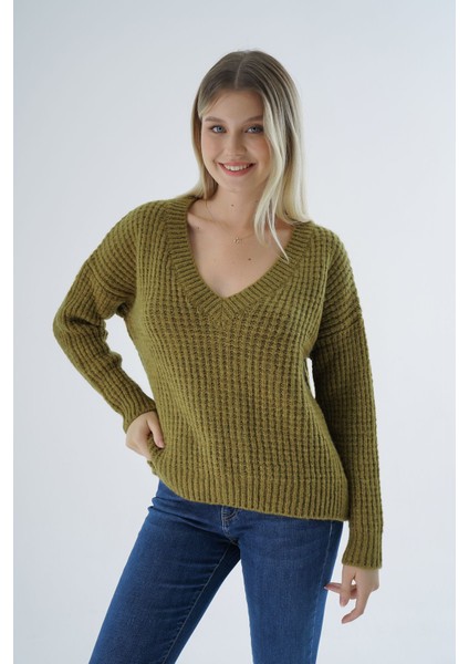 Kadın Olive Oversize V Yaka Nopen Selanik Örgü Yünlü Özel Iplik Triko Örme Kazak TRIST-6160 indirimleri