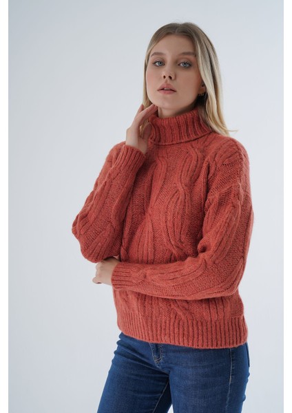 Kadın Kiremit Oversize Balıkçı Yaka Selanik Saç Örgülü Yünlü Özel Iplik Triko Örme Kazak TRIST-6159 indirimleri