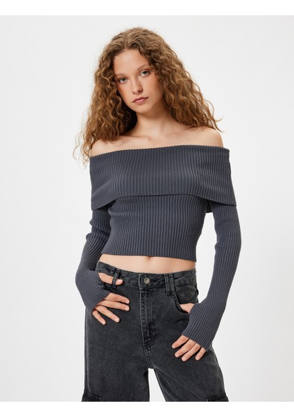 Madonna Yaka Kazak Uzun Kollu Slim Fit Dokulu