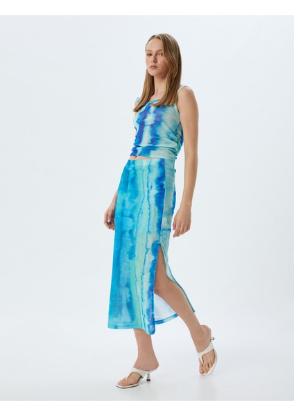 x Şahika Ercümen - Midi Boy Etek Batik Desenli Yandan Yırtmaç Detaylı