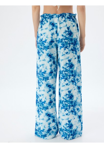 x Şahika Ercümen - Viskon Pantolon Batik Desenli Bol Paça fırsatları