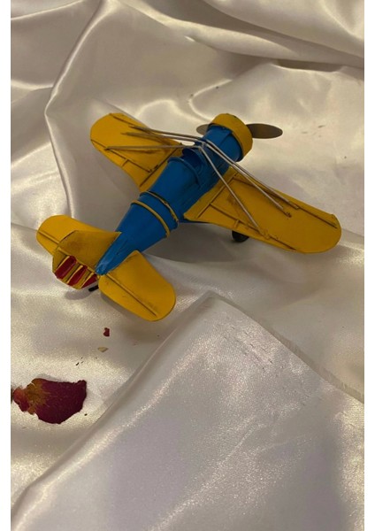 Metal Uçak Dekoratif Maket El Yapımı Oyuncak Teyyare Planör Sarı Lacivert Fenerbahçe Sarı Kanarya modelleri