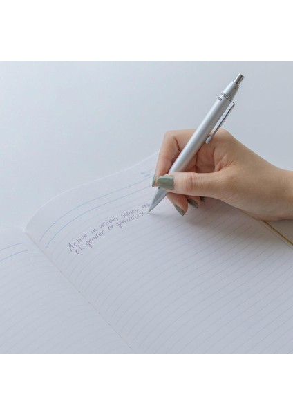 Premium CD One A4 Defter Kırmızı Kareli fırsatları
