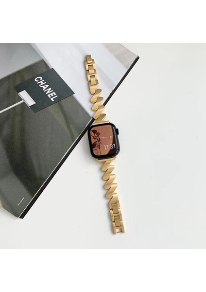 Apple Watch Seri SE/10/9/8/7/6/5/4/3 ile Uyumlu 42MM-41MM-40MM-38MM Infinity Link Zigzag Metal Kordon Gold fırsatları