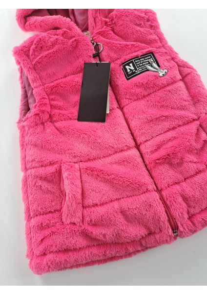 Kız Çocuk Yelek Peluş Kapüşonlu Içi Astarlı Pembe ve Pudra Pembe Renk Seçenkleri Cep Detaylı Fermuar modelleri