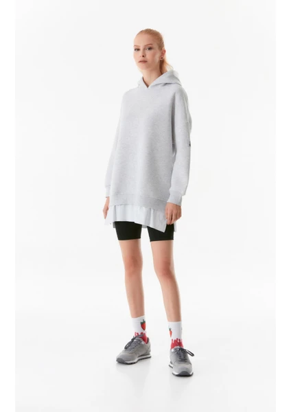 Basic Kapüşonlu Oversize Sweatshirt