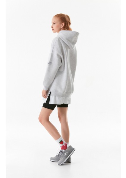 Basic Kapüşonlu Oversize Sweatshirt