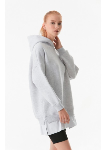 Basic Kapüşonlu Oversize Sweatshirt