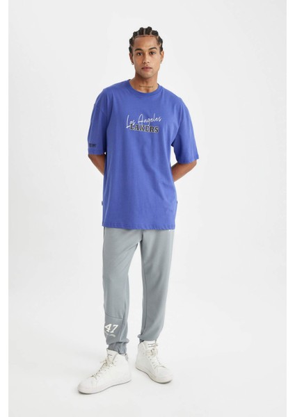 Fit NBA Los Angeles Lakers Oversize Geniş Kalıp Bisiklet Yaka Sırt Baskılı Pamuklu Kısa Kollu Tişört C9256AX24AU