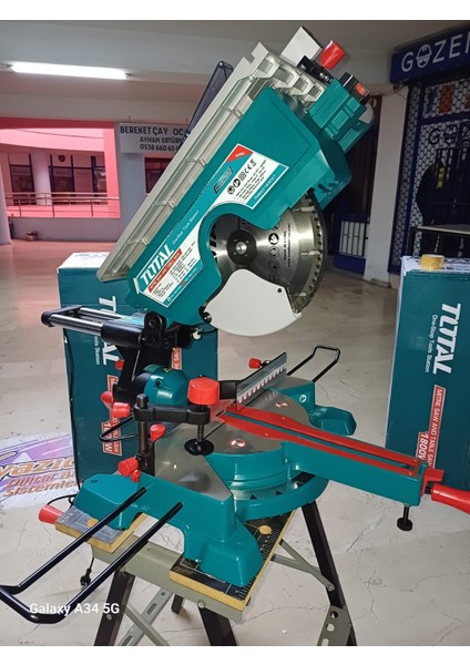 TMS43183051 Üstten Tablalı Gönye Kesme Makinası Gönye Testere 1800W 305 mm