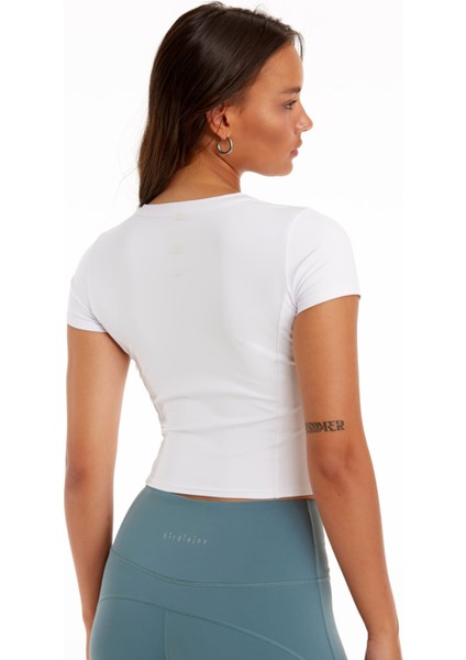 Your New Go-To Baby Tee Beyaz Kısa Kollu T-Shirt fiyatları