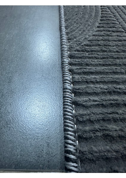 Kaymaz Taban Rölyef Antrasit Halı fırsatları