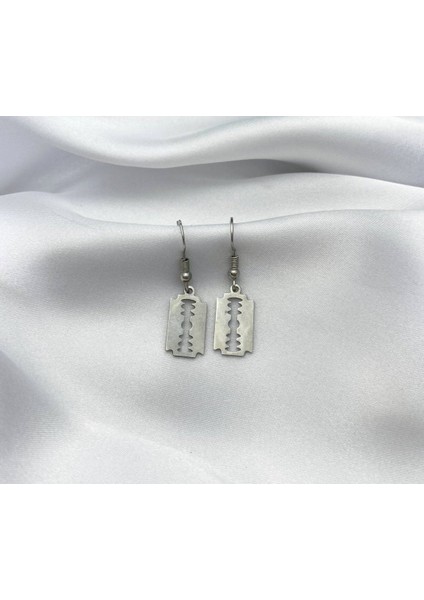Jilet Figürlü Tıraş Bıçağı Unisex Küpe