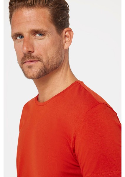 Erkek Slim Fit Dar Kesim Pamuklu Yumuşak Dokulu Esnek Kumaş Düz Basic Kiremit Bisiklet Yaka T-Shirt modelleri