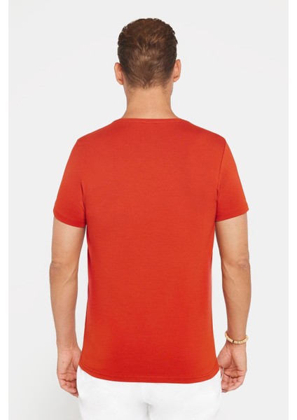 Erkek Slim Fit Dar Kesim Pamuklu Yumuşak Dokulu Esnek Kumaş Düz Basic Kiremit Bisiklet Yaka T-Shirt indirimleri
