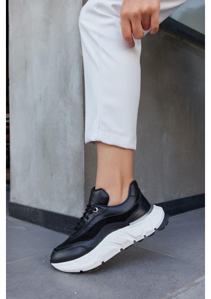 Hilary Siyah Deri Taşlı Kadın Sneaker