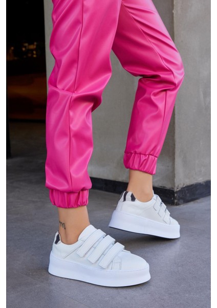 Mila Beyaz Deri Zebra Detaylı Cırt Bantlı Kadın Sneaker fırsatları