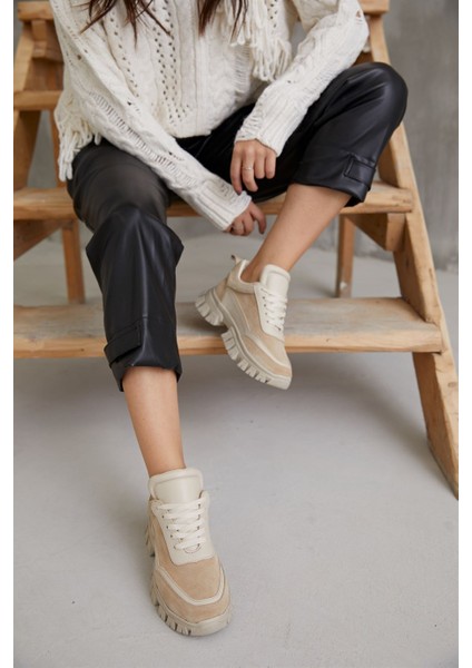 Diora Bej Süet Deri Bağcıklı Kadın Sneakers