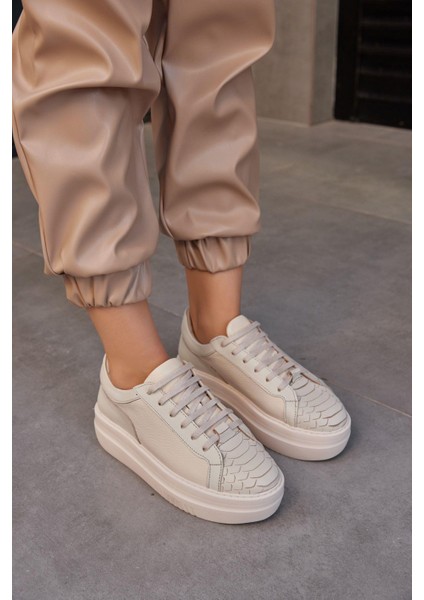 Russi Bej Deri Kadın Sneaker fırsatları