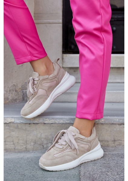 Roma Bej Süet Deri Kadın Sneaker