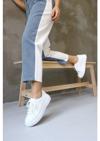 Julia Beyaz Deri Kadın Sneaker modelleri