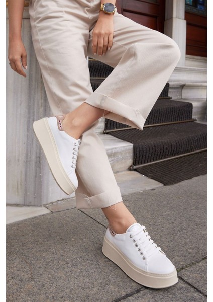 Tania Beyaz Deri Kadın Sneaker fiyatları