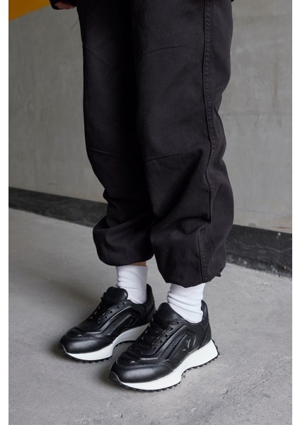 Hello Siyah Deri Kadın Sneaker