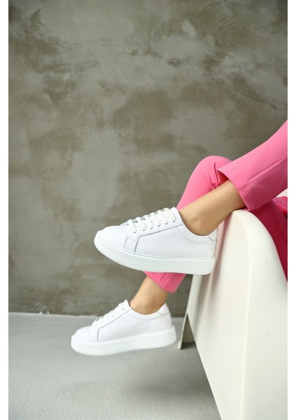 Julia Beyaz Floter Deri Kadın Sneaker