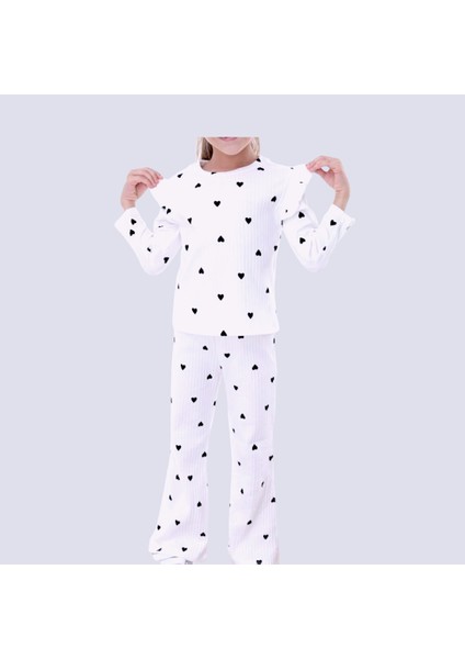 Yeni Sezon Kız Çocuk Fitilli Alt Üst Ekru Üzeri Kalp Desen Uzun Kol Pijama Takımı Fırfır Omuz