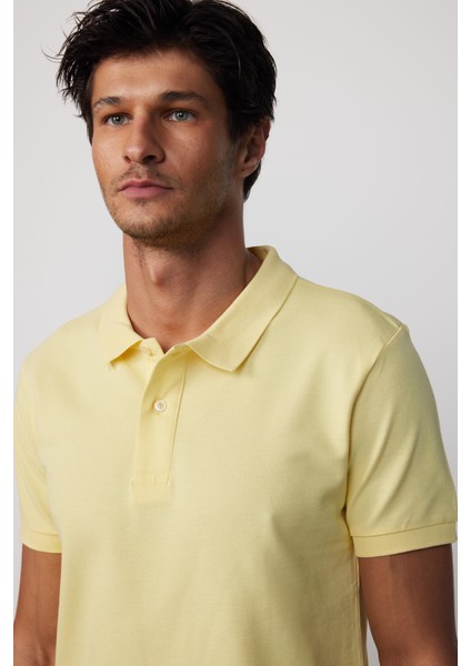 Erkek Slim Fit Dar Kesim %100 Pamuk Düz Pike Sarı Polo Yaka Tişört
