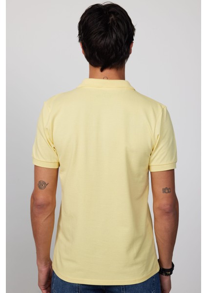 Erkek Slim Fit Dar Kesim %100 Pamuk Düz Pike Sarı Polo Yaka Tişört indirimleri