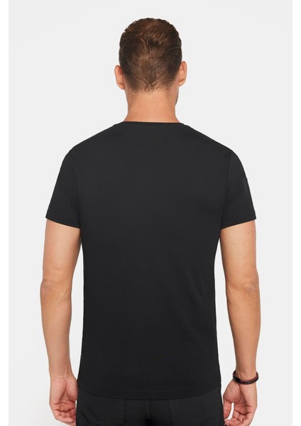 Erkek Slim Fit Dar Kesim %100 Pamuk Yumuşak Dokulu Baskılı Siyah Bisiklet Yaka T-Shirt indirimleri
