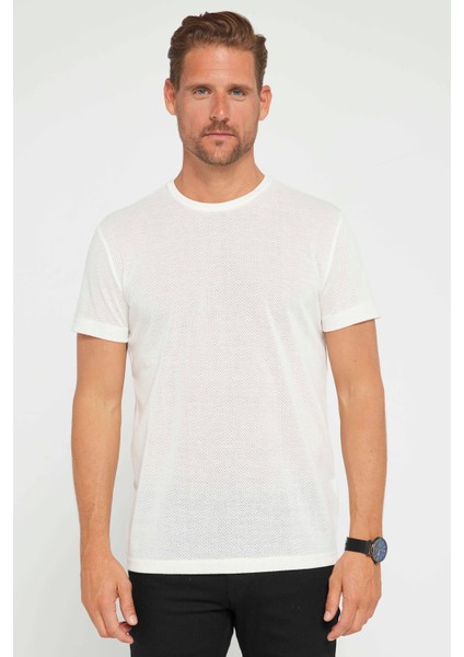 Erkek Slim Fit Dar Kesim Esnek Kumaş Örme Bisiklet Yaka Beyaz T-Shirt fiyatları