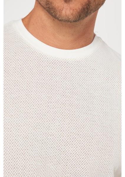 Erkek Slim Fit Dar Kesim Esnek Kumaş Örme Bisiklet Yaka Beyaz T-Shirt indirimleri
