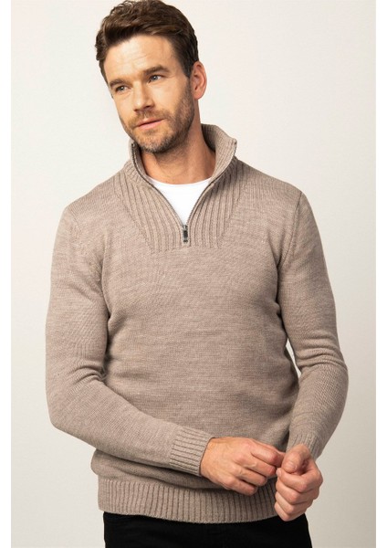 Erkek Slim Fit Dar Kesim Armürlü Fermuarlı Kahve Dik Yaka Kazak