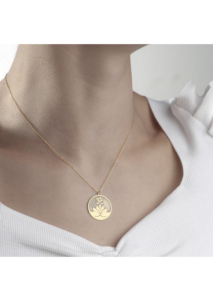 925 Ayar Gümüş Lotus Çiçeği Plaka Kolye fiyatları