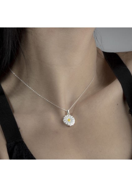 925 Ayar Gümüş Papatya Kolye indirimleri