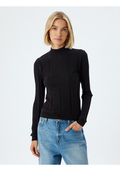 Triko Kazak Dik Yaka Dokulu Uzun Kollu modelleri