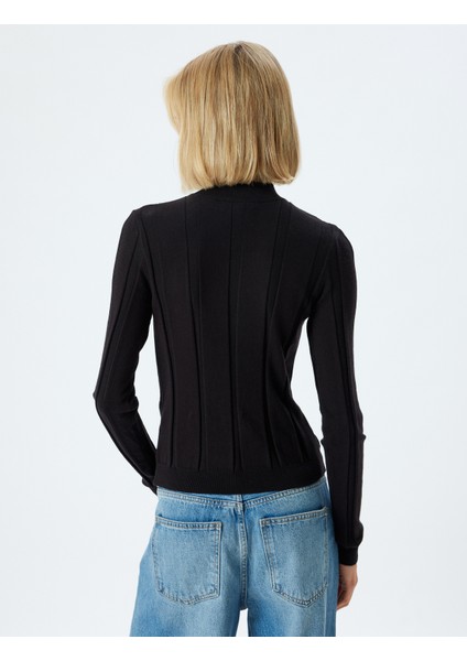 Triko Kazak Dik Yaka Dokulu Uzun Kollu fırsatları