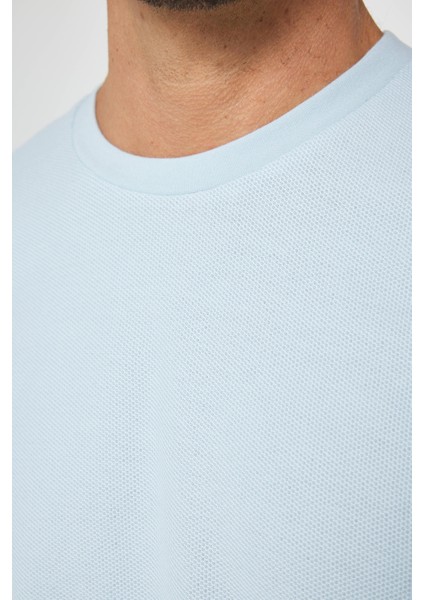 Erkek Slim Fit Dar Kesim %100 Pamuk Yumuşak Dokulu Desenli Mavi Bisiklet Yaka T-Shirt fırsatları