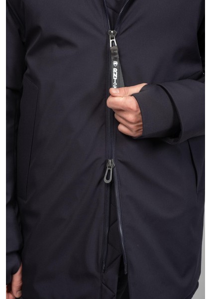 Erkek Regular Fit Iç Askı Detaylı Kol Cepli ve Eldiven Detaylı Mont modelleri