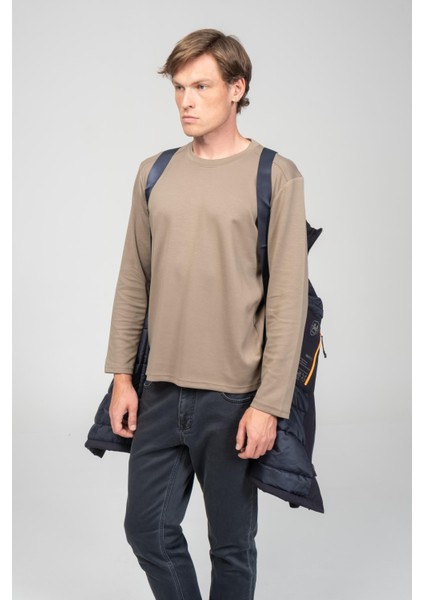 Erkek Regular Fit Iç Askı Detaylı Kol Cepli ve Eldiven Detaylı Mont indirimleri