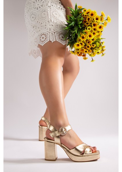 Jenna Kadın Abiye Platform Topuklu Ayakkabı Gold Kristal modelleri