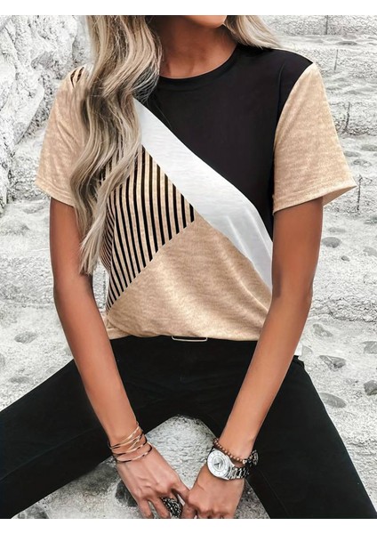 Kadın Kısa Kollu Blok Desen Süprem T-Shirt fırsatları