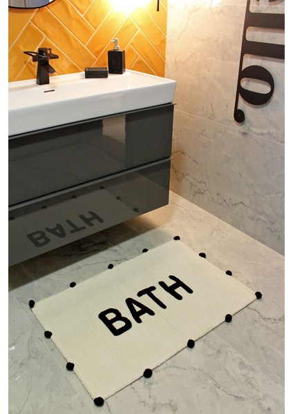 Bath Siyah Ponpon Detaylı Yazılı Banyo Paspası 90×57