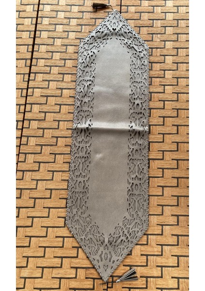 Selçuklu,püsküllü,çift Kat,üçgen