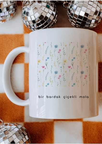 Bir Bardak Çiçekli Mola Kupa Bardak