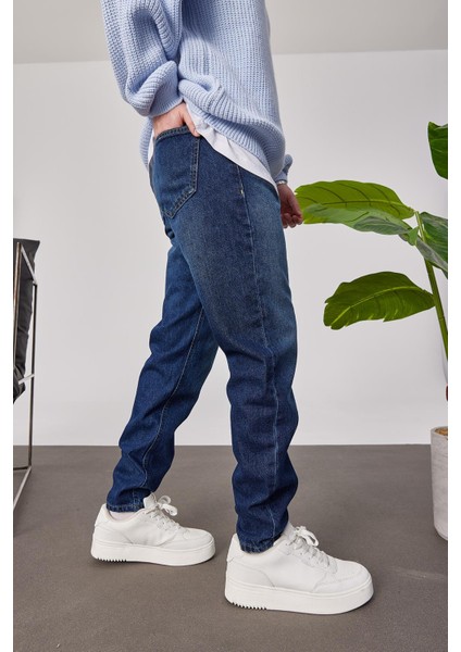 15800 Koyu Taşlamalı Jean (16257)