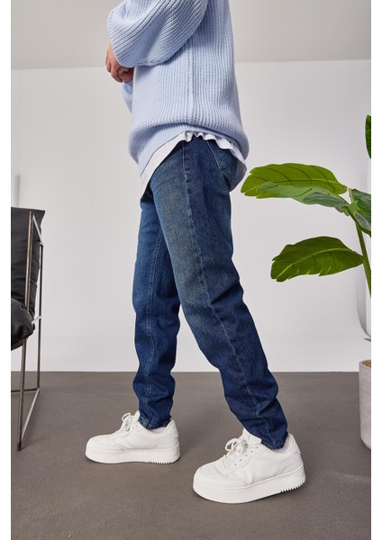 15800 Koyu Taşlamalı Jean (16257)